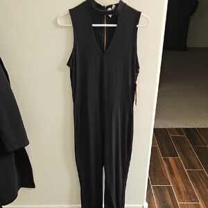 Elegant Black Sleeveless Jumpsuit